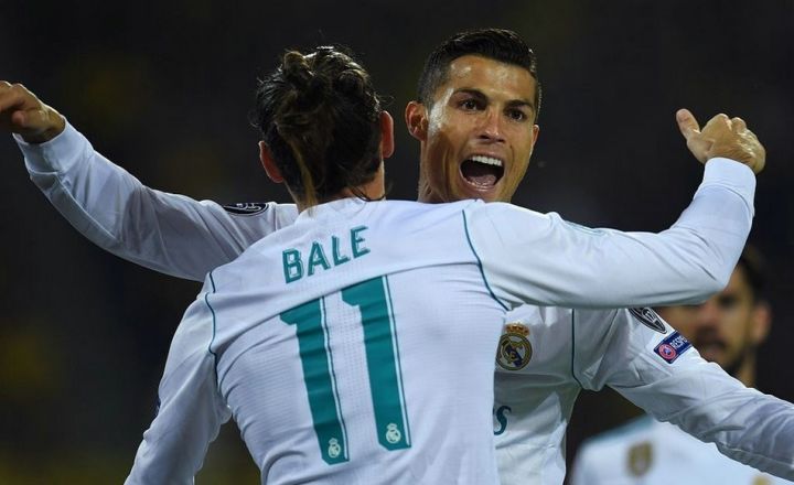  多特蒙德边路突破犀利，两翼齐飞撕开对手防线缺口