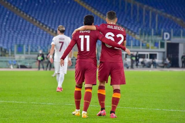  罗马角球战术屡试不爽，伊巴涅斯头球破门