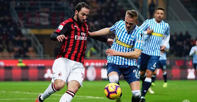  曼城罗德里中场统治级发挥蓝月亮轻取伯恩利